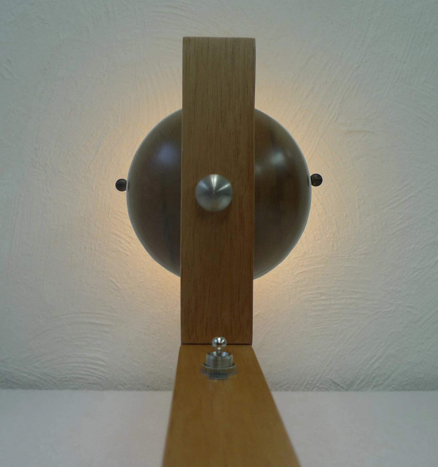 Lum — fixture in situ within a Hotel Coleto room